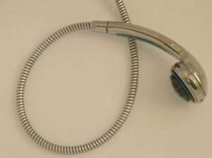 Best Way to Clean a Showerhead Holes and Hose 1 Best Way to Clean a Showerhead Holes and Hose