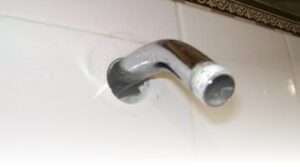 How to Tell If Shower head Is Leaking Behind Wall
