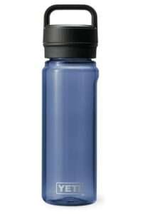 YETI Yonder 750 ml/25 oz Water Bottle with Yonder Chug Cap, Navy 