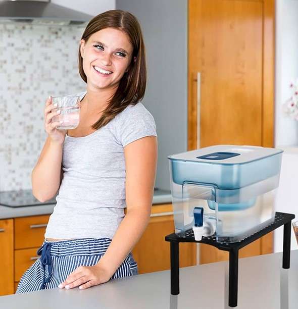 Water Filter Stand Ideas: Making Your Home More Eco-Friendly 1 Classic Water Filter Stand