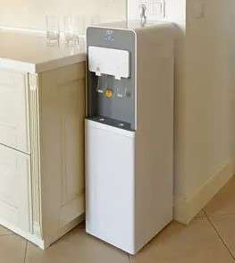 Water Filter Stand Ideas: Making Your Home More Eco-Friendly 5 Freestanding Water Filter Stand