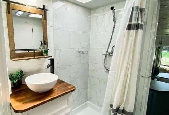 What Is the Best GPM for RV Shower Head? 1 What Is the Best GPM for RV Shower Head?