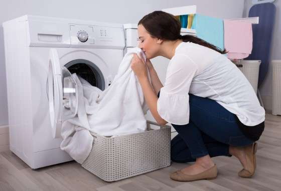 Can a Plastic Shower Curtain Be Washed in a Washing Machine? 1 Why Should You Wash Your Shower Curtain Liner
