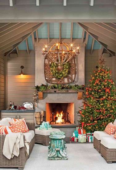 Get Festive: 15 Christmas Décor Ideas for Living Room Bliss 3 Festive Ambiance with Candles