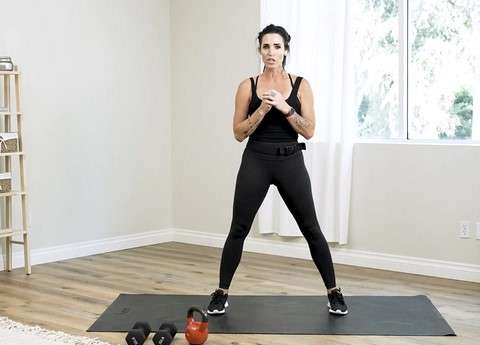 Home Gym Beginner Workout: Get Fit in the Comfort of Your Own Home 2 Tips for Initiating Your Home Gym Beginner Workout