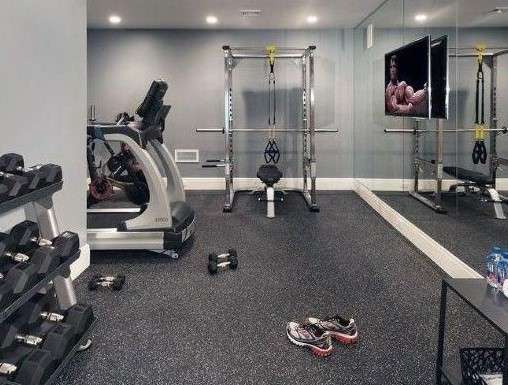 Decorating Tips for a Fitness-Focused Home Gym: Turn Your Space into a Workout Haven 4 flooring for home gym