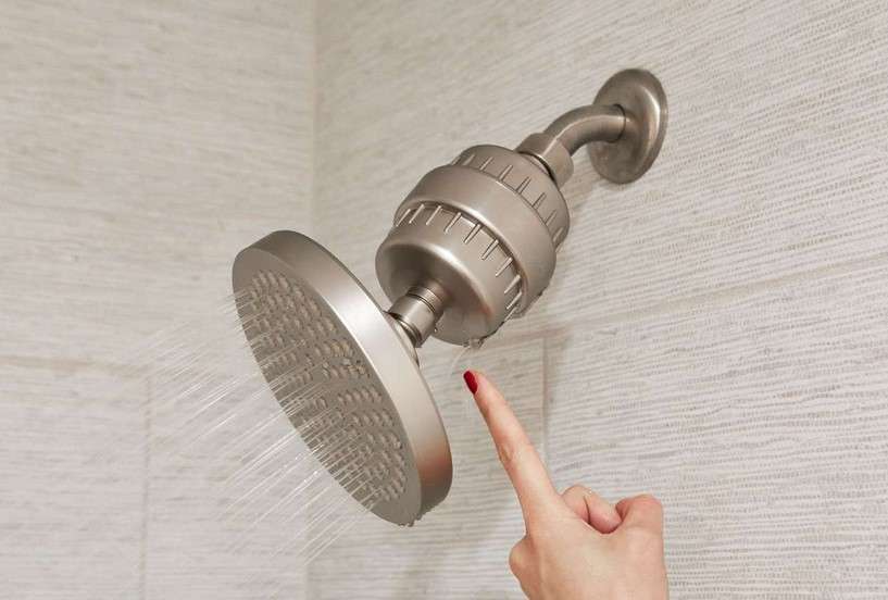 Do Shower Head Filters Help with Hard Water? | A Guide to Hard Water Solutions 2 How to Choose the Right Shower Head Filter