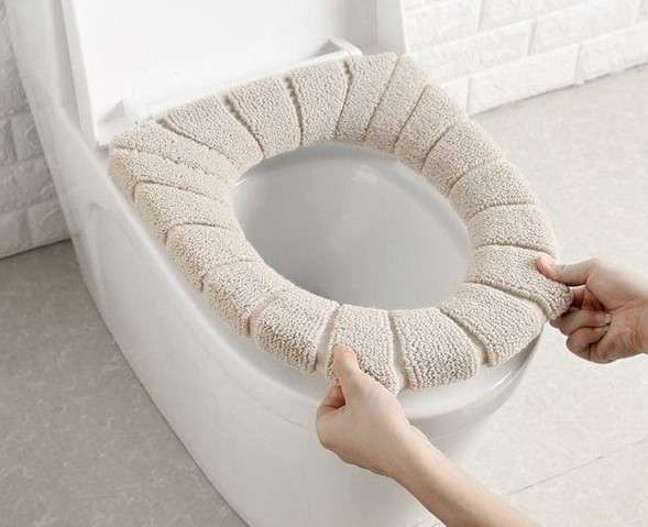When to Change Toilet Seat Covers