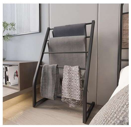 Bathroom Towel Racks: 9 Stylish Options for Your Home 3 Freestanding towel racks