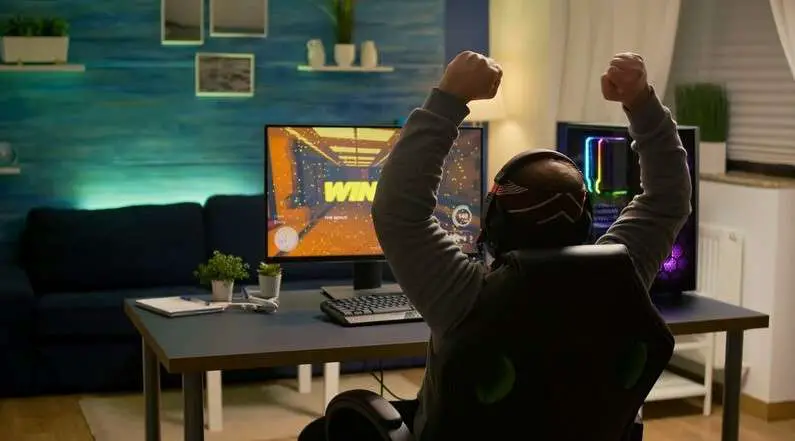 The Difference Between a Gaming Desk and a Regular Desk 2 Benefits of Using a Gaming Desk