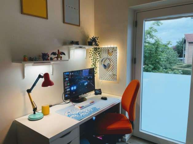 7 Gaming Desk Setup Ideas for Gamers of All Levels 11 Budget setup