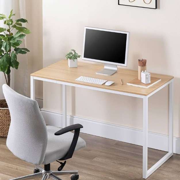 11 Different Types of Desks That You Need to Know 3 Computer Desk