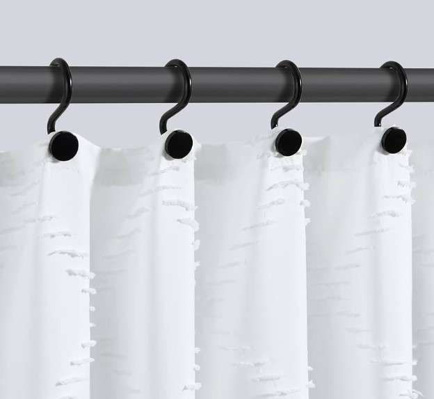 10 Creative Ways to Hang a Shower Curtain 4 Curtain Hooks with Accessories