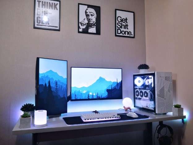 7 Gaming Desk Setup Ideas for Gamers of All Levels 10 Minimalist setup